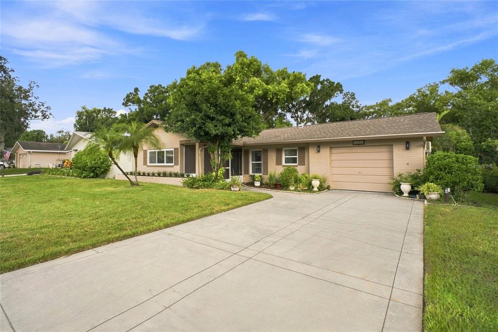 2336 MALCOLM DRIVE, PALM HARBOR, FL — photo 2 of 56