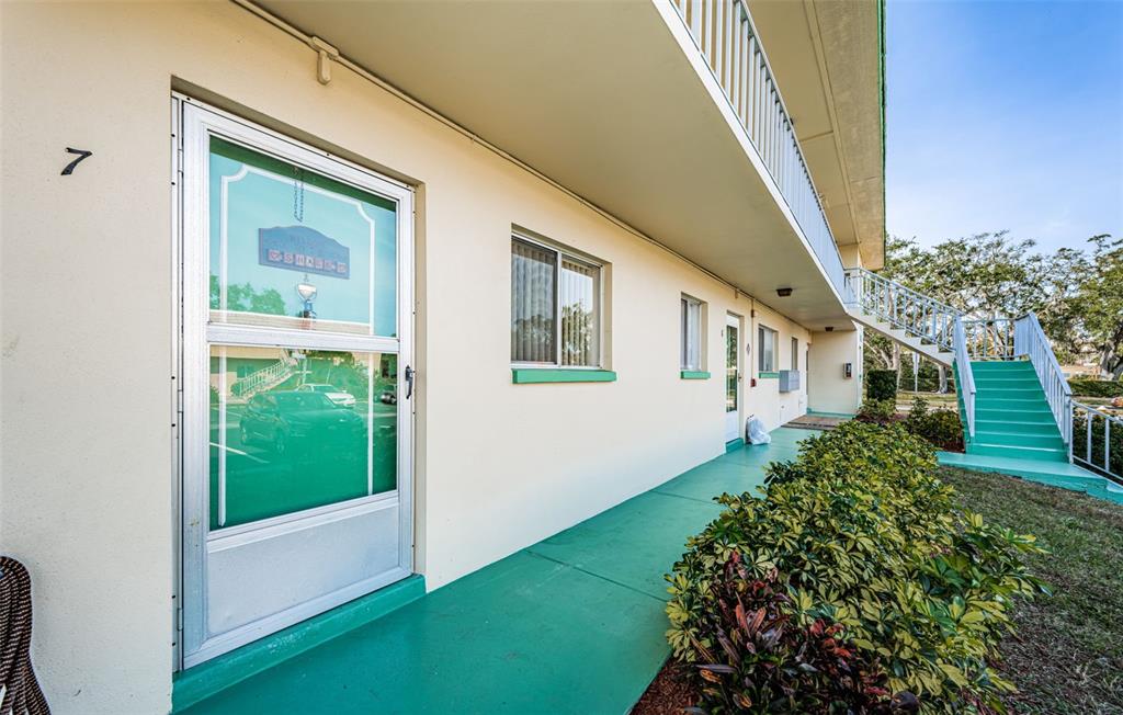2001 GREENBRIAR BOULEVARD UNIT 7