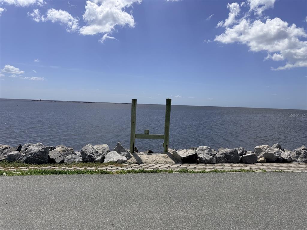 26 9TH STREET, HORSESHOE BEACH, FL — photo 3 of 10