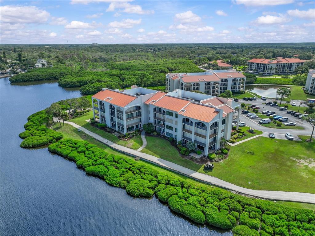 308 MARINER DRIVE UNIT 308, TARPON SPRINGS, FL — photo 2 of 30