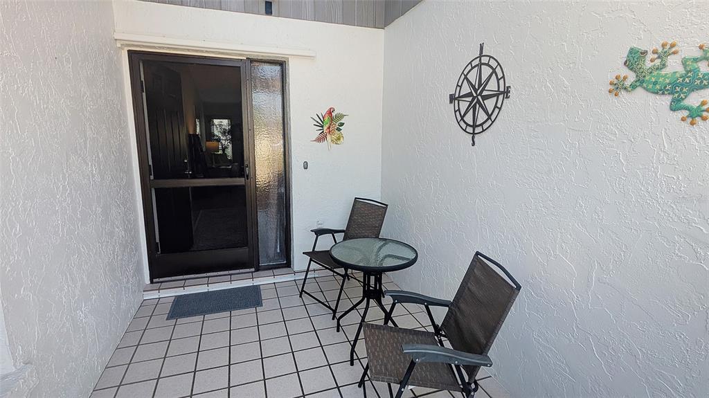 676 LINDEN DRIVE, ENGLEWOOD, FL — photo 4 of 30