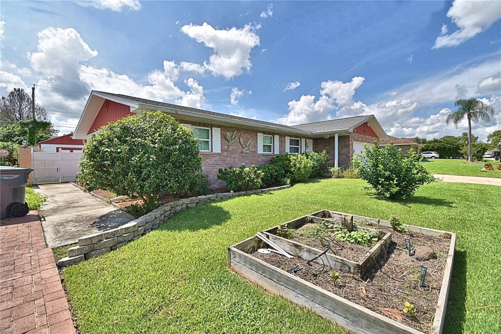 2815 CHRISTIE LANE, LAKELAND, FL — photo 2 of 75