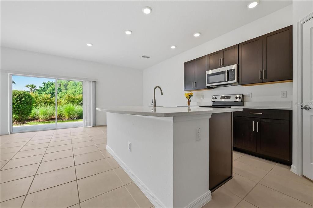 34202 POLACCA LANE, WESLEY CHAPEL, FL — photo 3 of 30