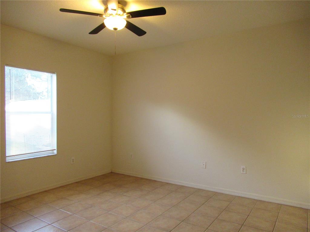 7032 MONARCH PARK DRIVE, APOLLO BEACH, FL — photo 3 of 14