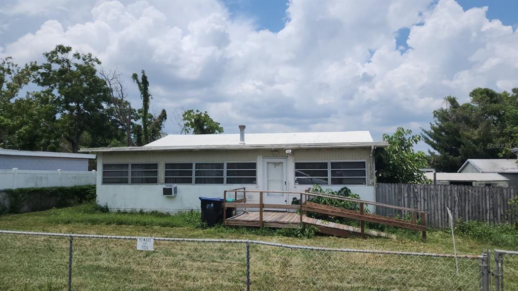 7823 FIREFLY COURT