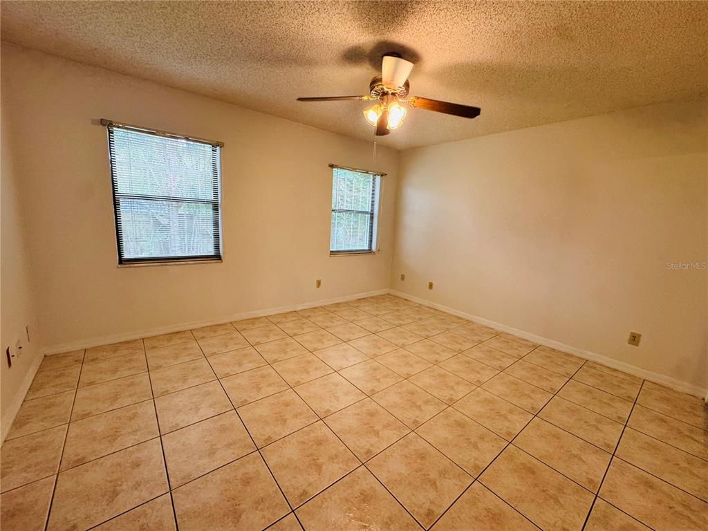 819 CHAMBERLAIN LOOP, LAKE WALES, FL — photo 5 of 17