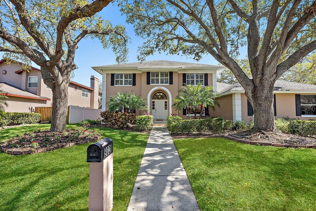 902 MARCO DRIVE NE