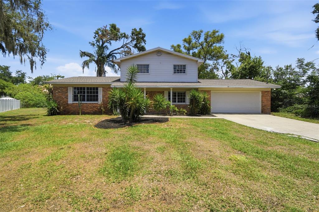 706 WESTWOOD CIRCLE