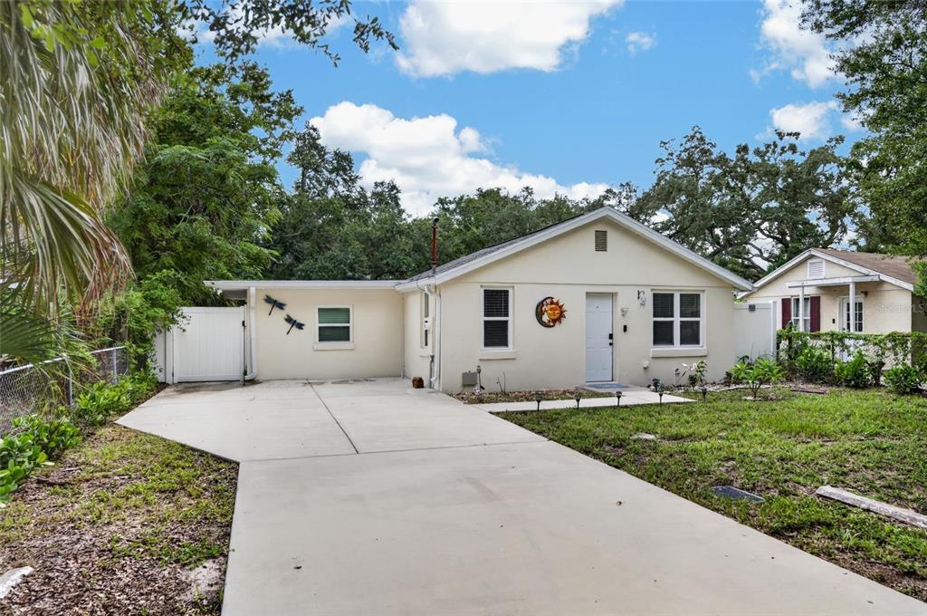 3720 W ELROD AVENUE, TAMPA, FL — photo 2 of 30