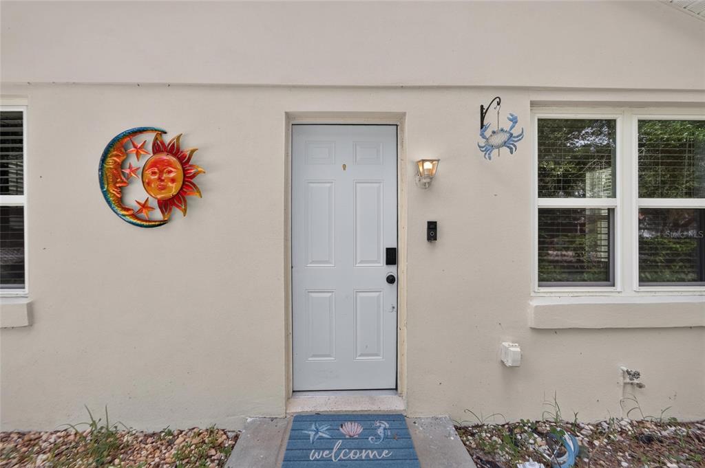 3720 W ELROD AVENUE, TAMPA, FL — photo 4 of 30