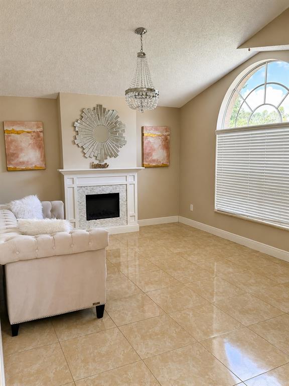 6518 APPALOOSA DRIVE, TAMPA, FL — photo 5 of 30