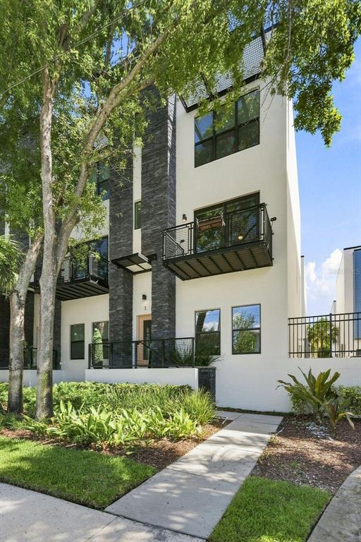 4810 W MCELROY AVENUE UNIT 3