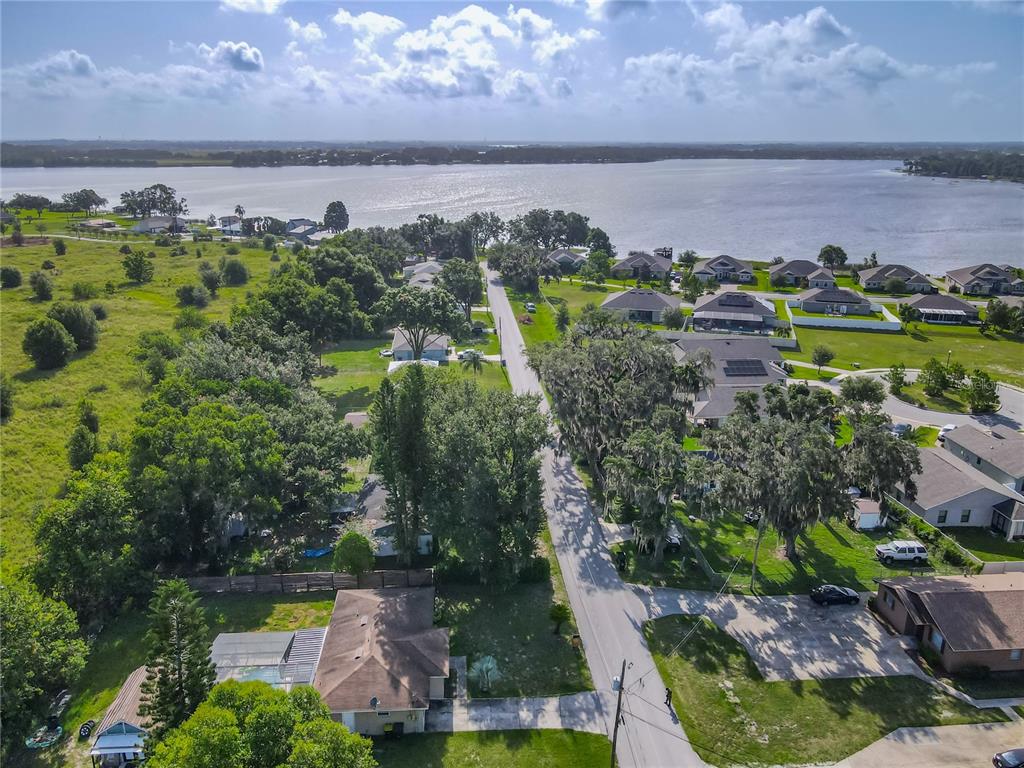 218 OAKVIEW AVENUE, AUBURNDALE, FL — photo 5 of 30