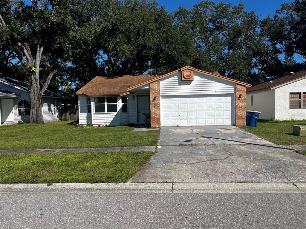 1890 FEATHER TREE CIRCLE, CLEARWATER, FL — photo 2 of 19
