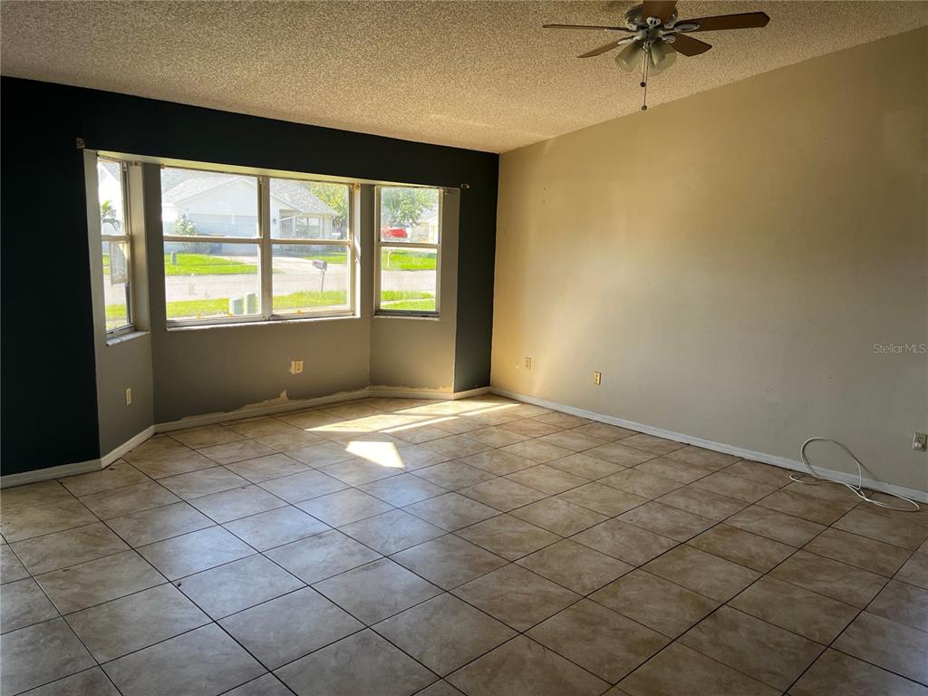 1890 FEATHER TREE CIRCLE, CLEARWATER, FL — photo 4 of 19