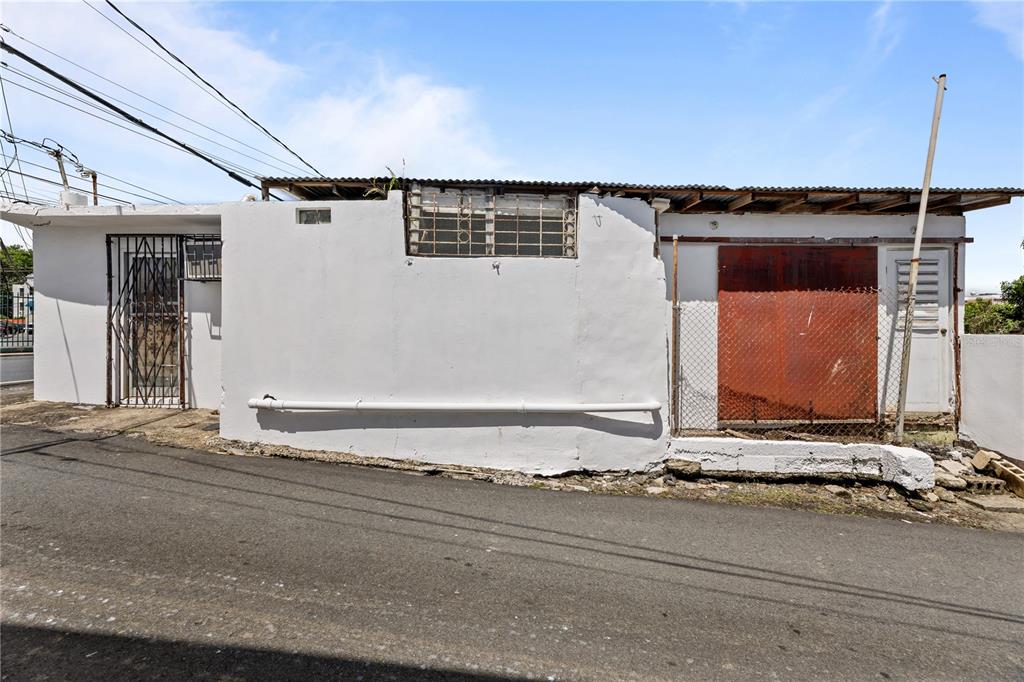 PR-8177 KM 0.3 FRAILES WARD,, SAN JUAN, PR — photo 4 of 50