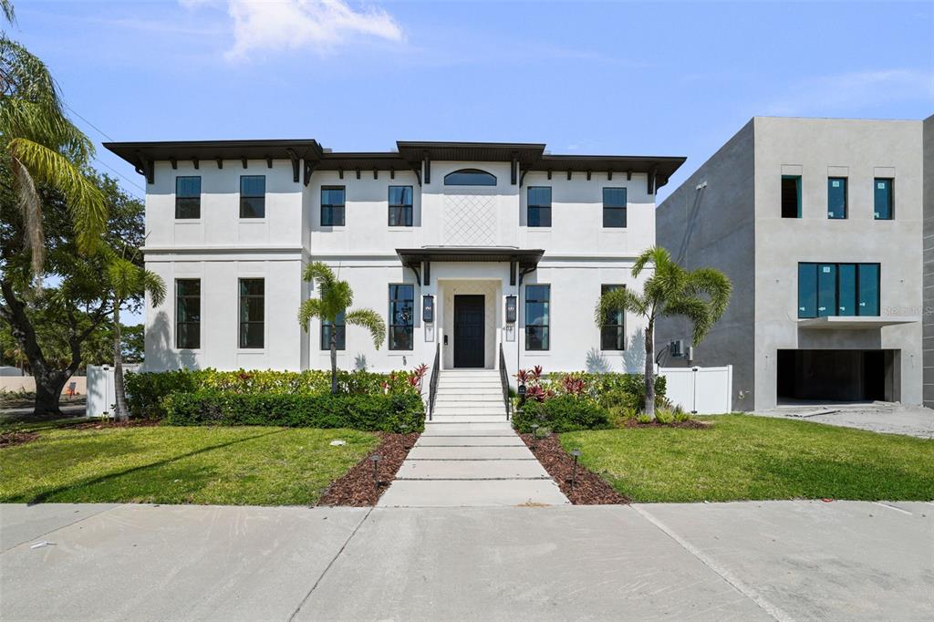 403 E DAVIS BOULEVARD