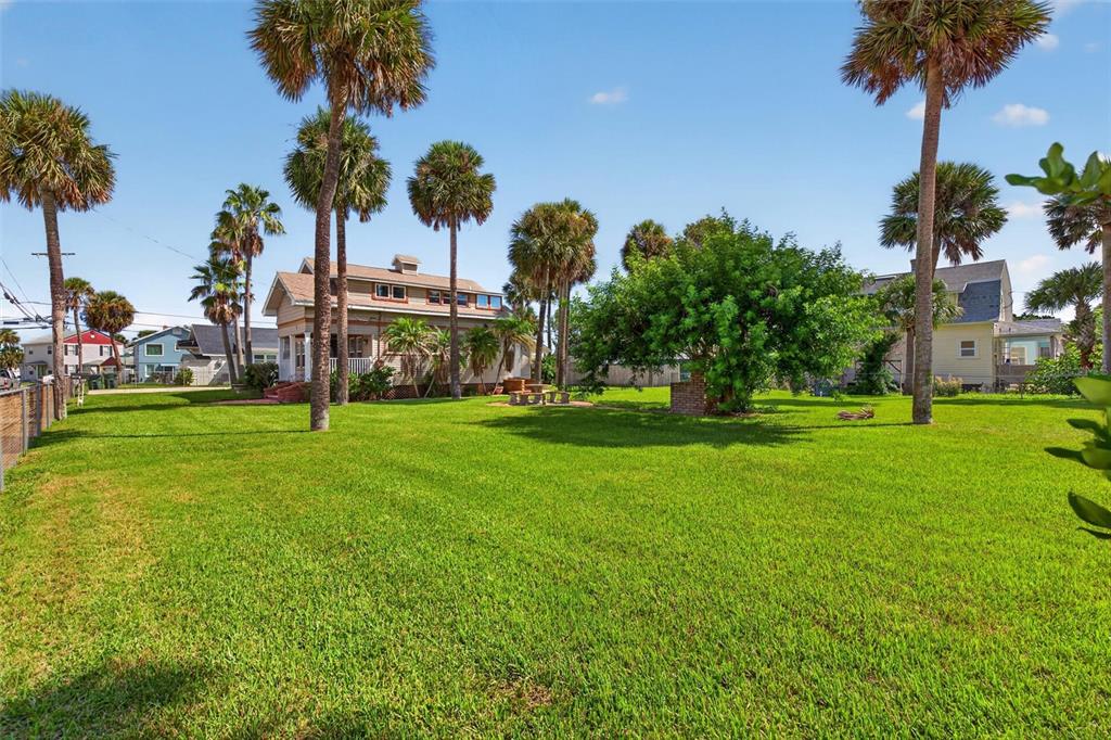409 S GRANDVIEW AVENUE, DAYTONA BEACH, FL — photo 4 of 30