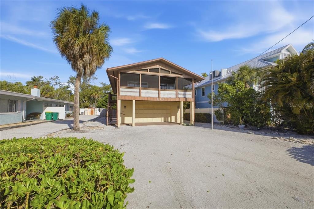 416 MAGNOLIA AVENUE