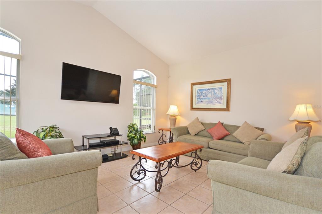 423 CORVINA DRIVE, DAVENPORT, FL — photo 3 of 30