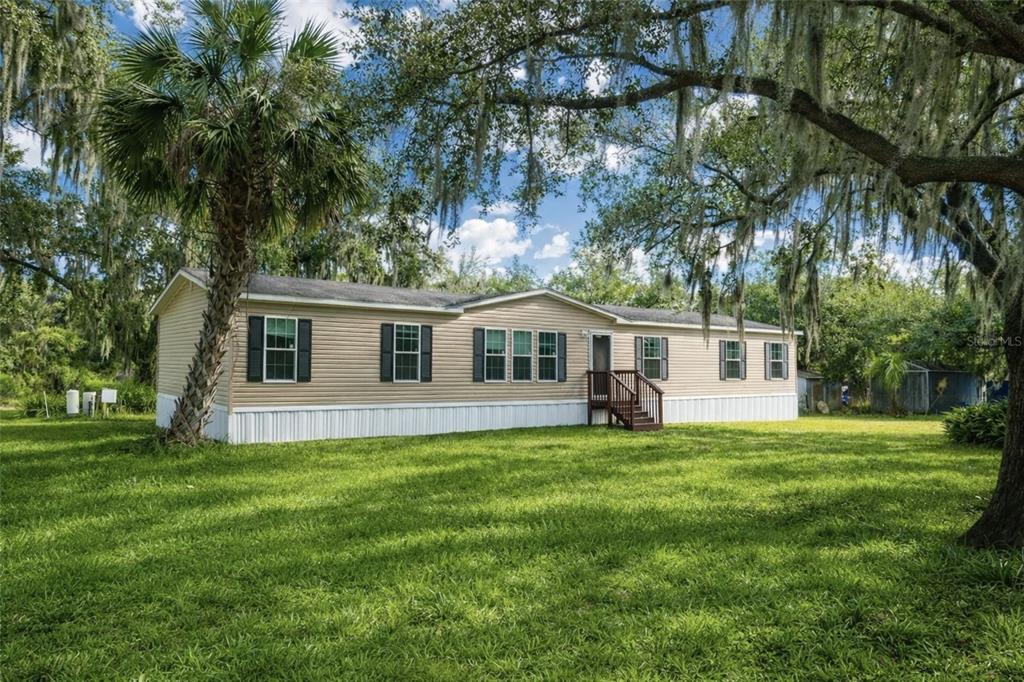 6102 WOODHAVEN DRIVE