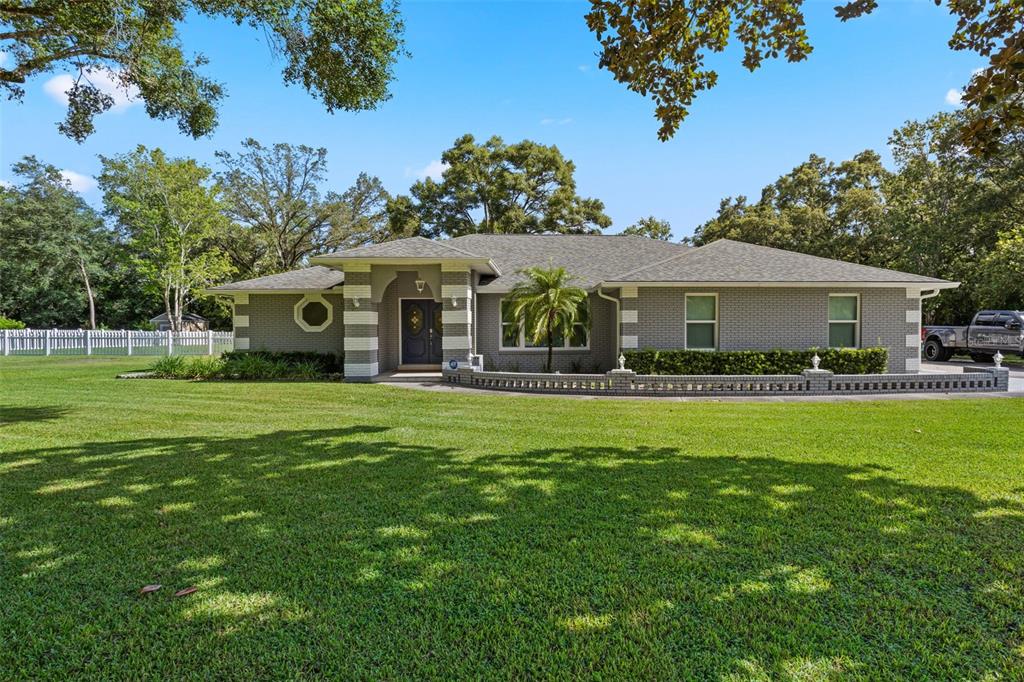 423 SPRING HOLLOW BOULEVARD
