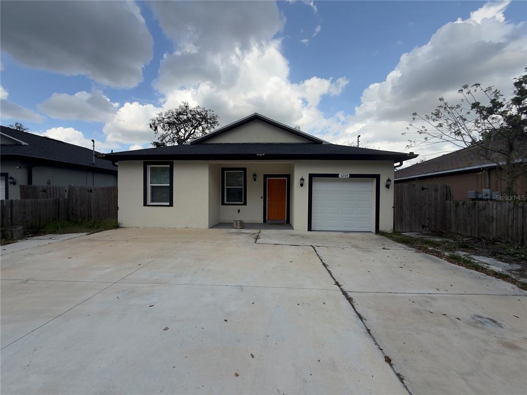 3204 E MOHAWK AVENUE