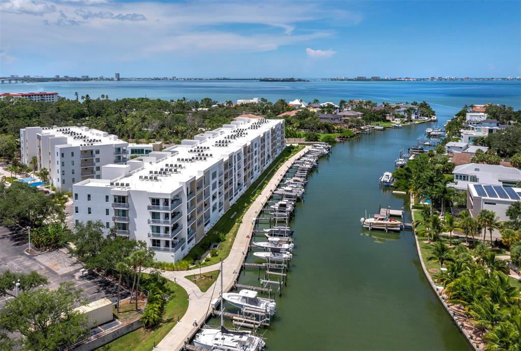 1709 N TAMIAMI TRAIL UNIT 418