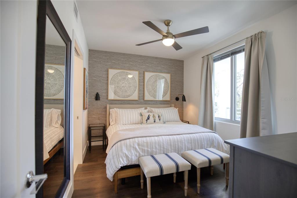 1703 N TAMIAMI TRAIL UNIT 203, SARASOTA, FL — photo 4 of 5