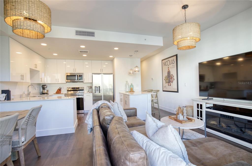 1703 N TAMIAMI TRAIL UNIT 203, SARASOTA, FL — photo 5 of 5