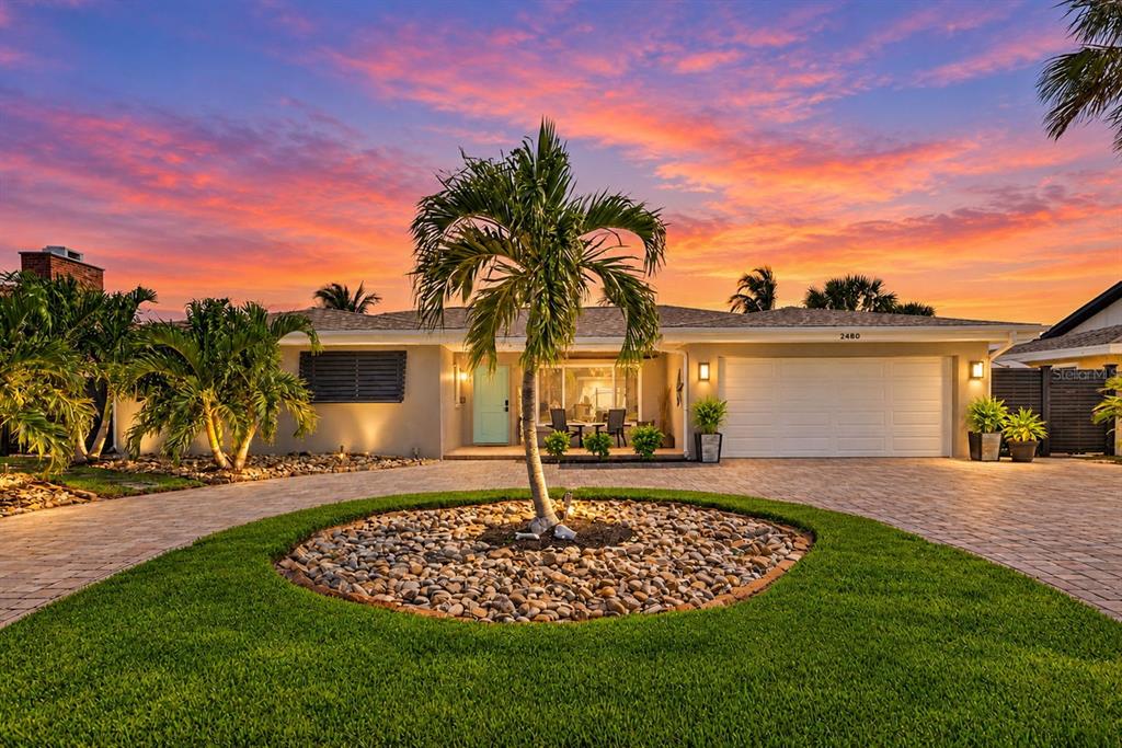 2480 E BAY ISLE DRIVE SE, ST PETERSBURG, FL — photo 2 of 30