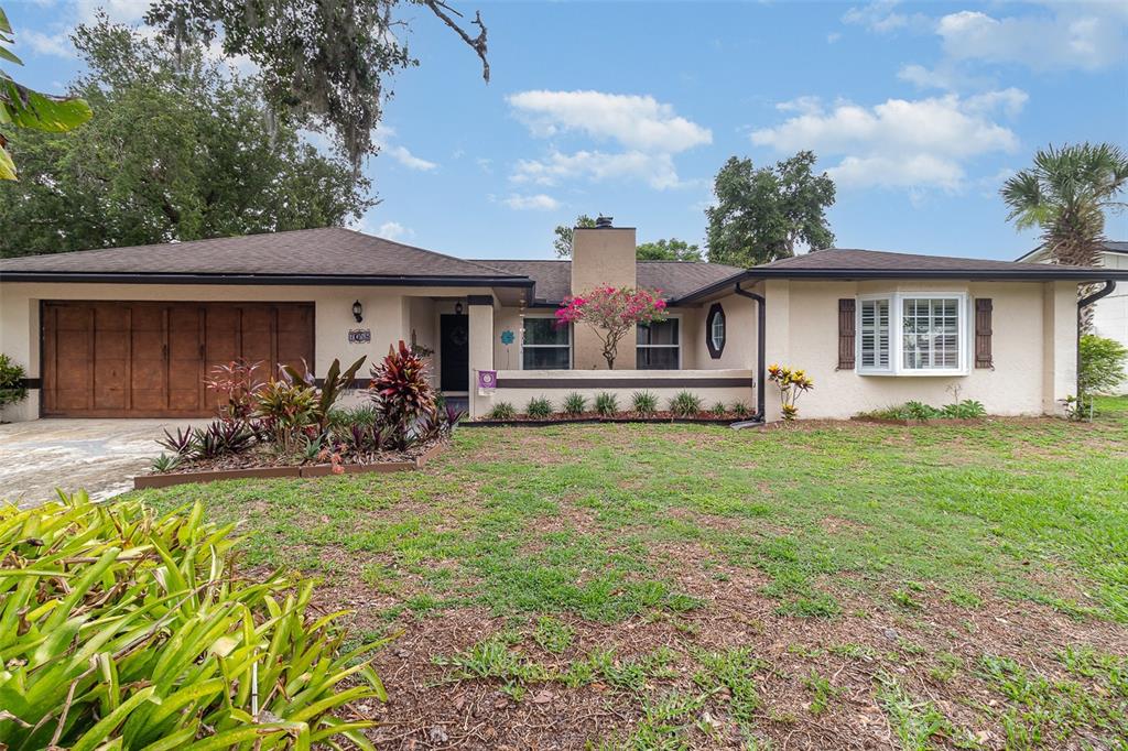 7058 ARCHWOOD DRIVE