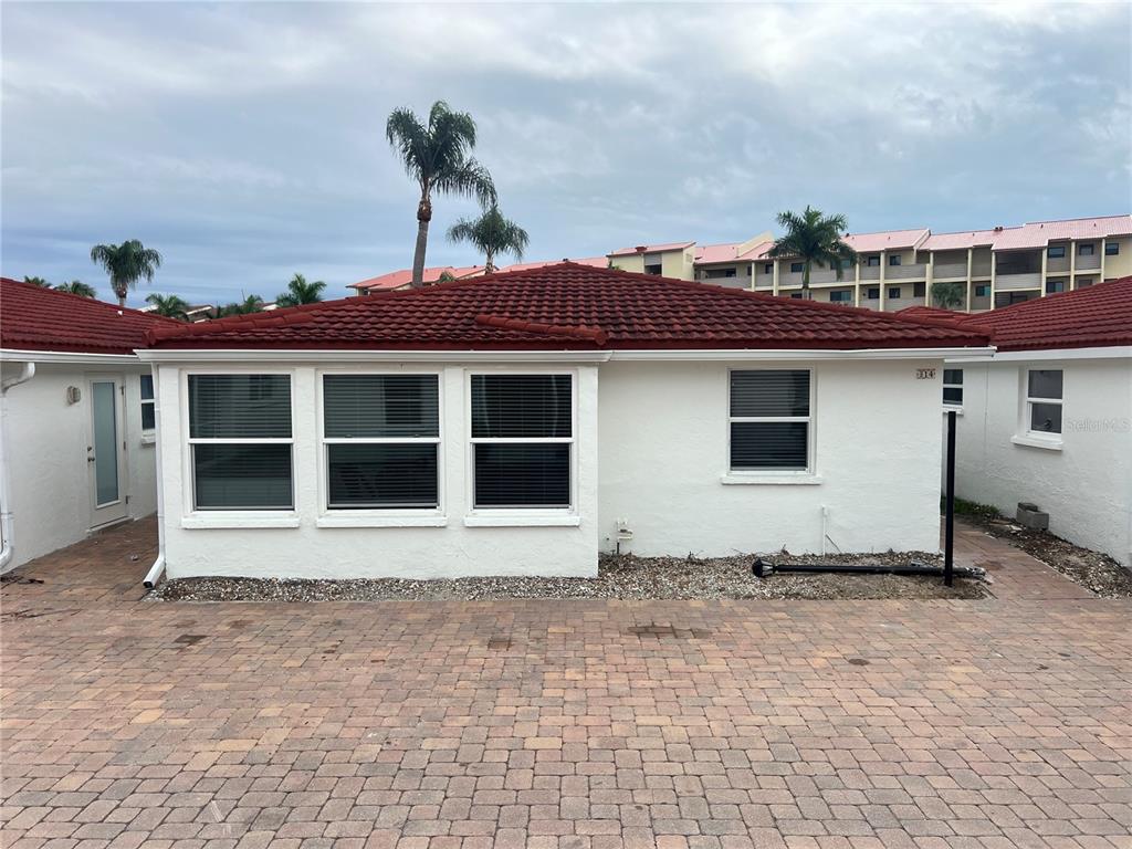 6154 MIDNIGHT PASS ROAD UNIT B14