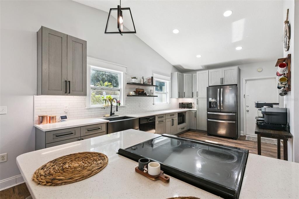2167 MONASTERY CIRCLE, ORLANDO, FL — photo 4 of 42
