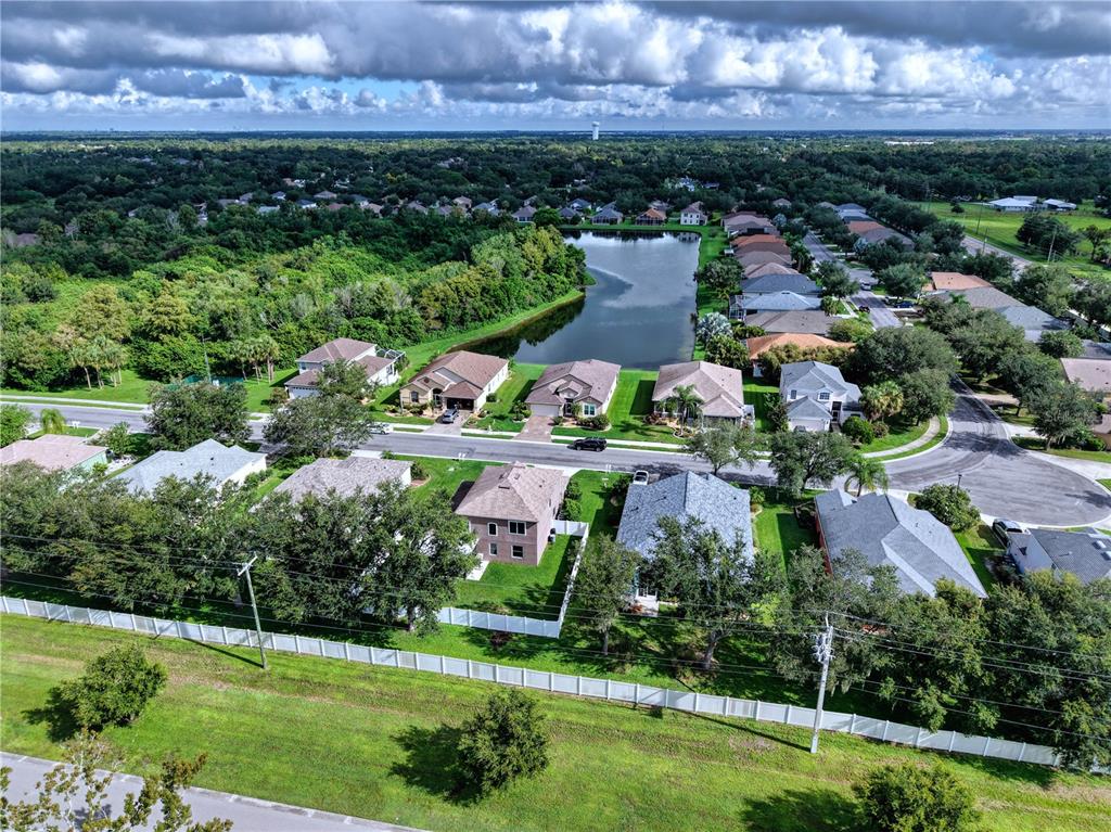 8392 E 47TH ST CIRCLE, PALMETTO, FL — photo 4 of 30