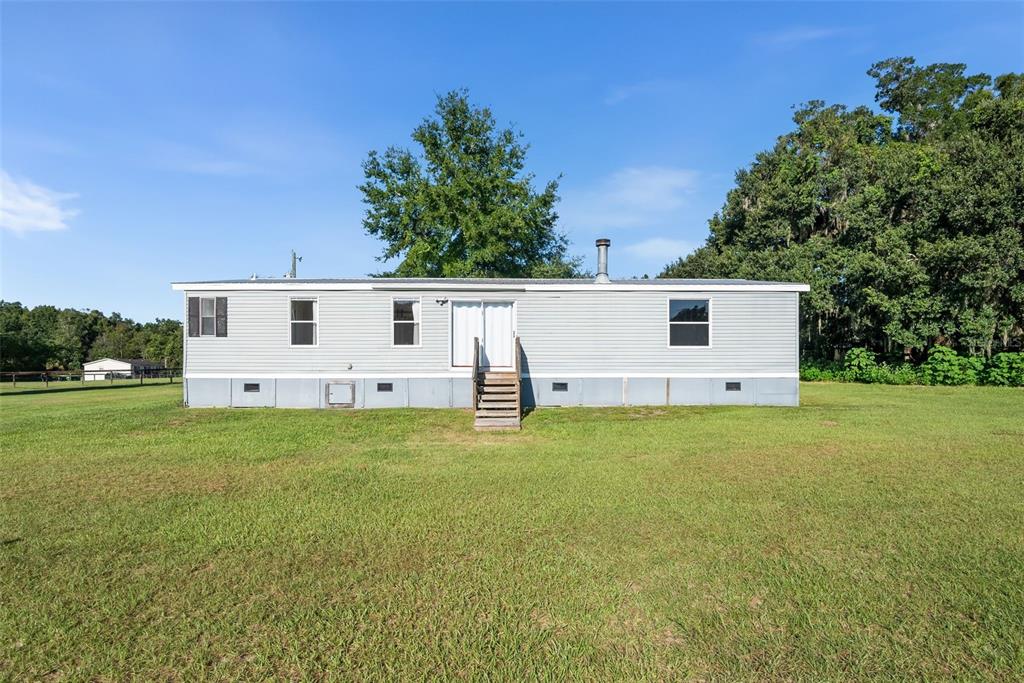 3440 W HIGHWAY 329