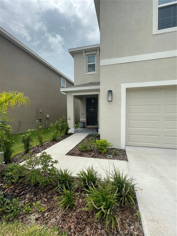 9177 FORGE BREEZE LOOP, WESLEY CHAPEL, FL — photo 2 of 30