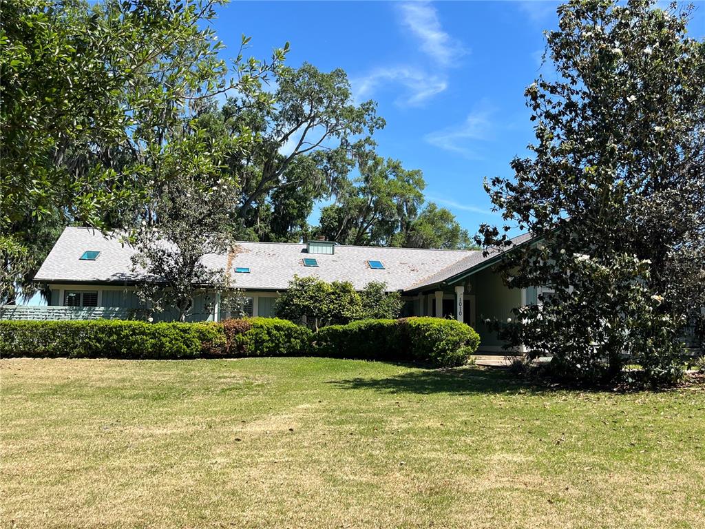 1010 NE 120TH PLACE