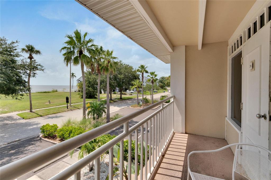 611 DESTINY DRIVE UNIT 216, RUSKIN, FL — photo 5 of 30