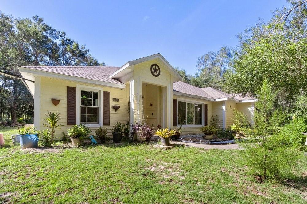 8708 E GALATIA LANE, FLORAL CITY, FL — photo 2 of 30