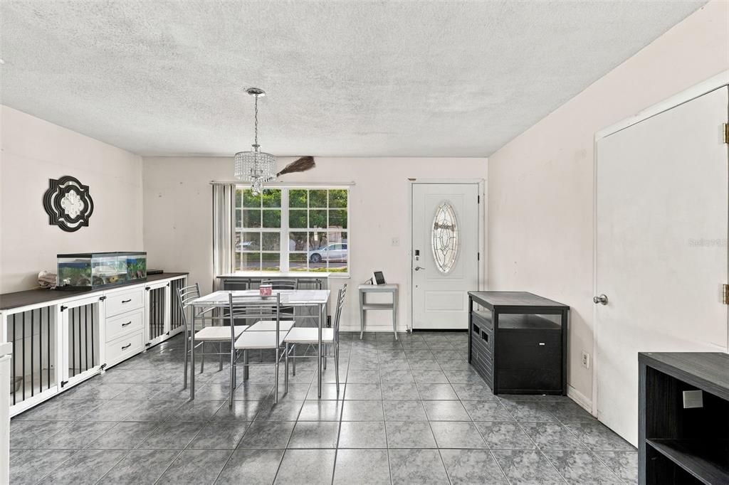 631 JASMINE ROAD, CASSELBERRY, FL — photo 2 of 28