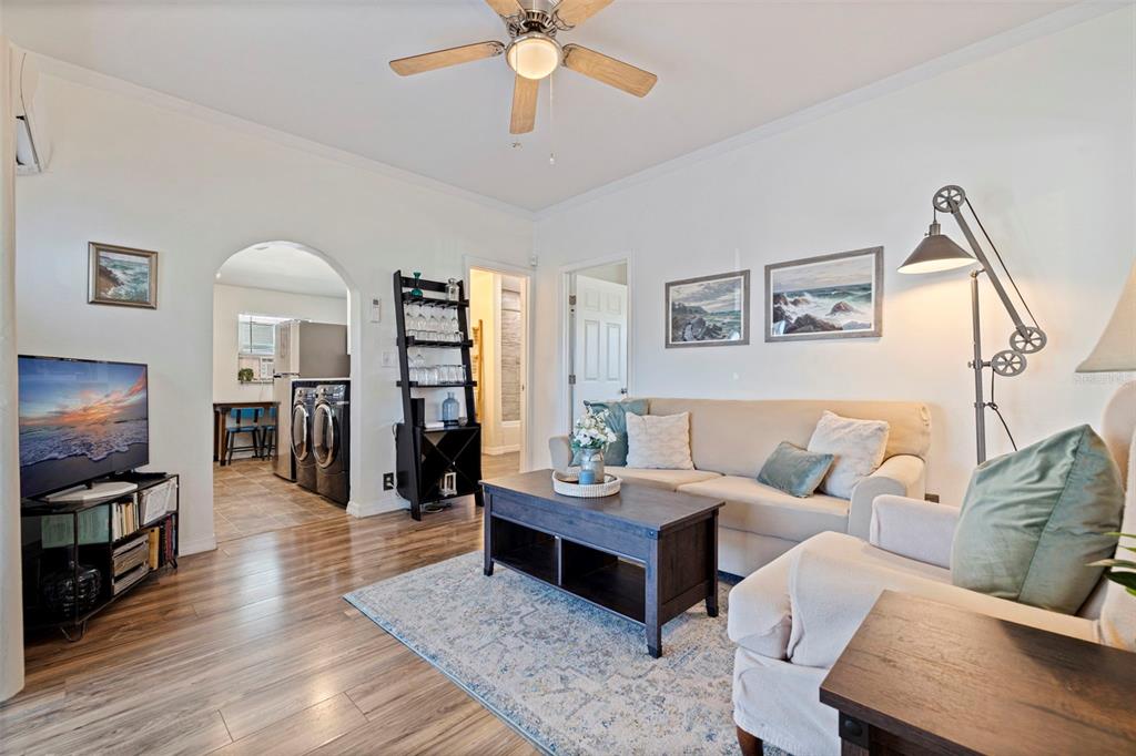 327 25TH STREET S, ST PETERSBURG, FL — photo 3 of 30