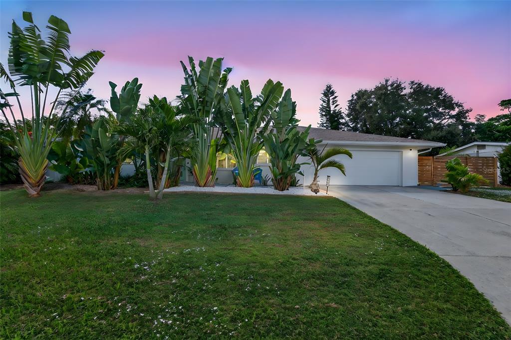 3735 DUNCAN PLACE