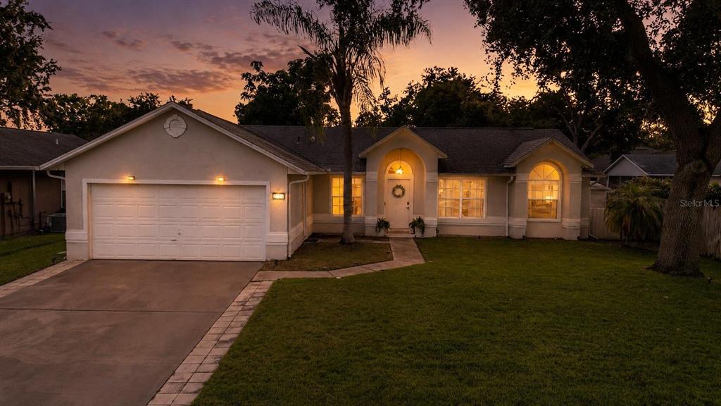 2704 LIBBYS LANE