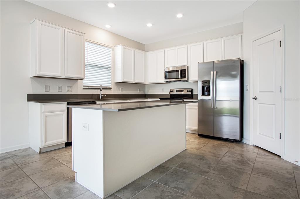 786 CITRUS RESERVE BOULEVARD, DAVENPORT, FL — photo 5 of 33