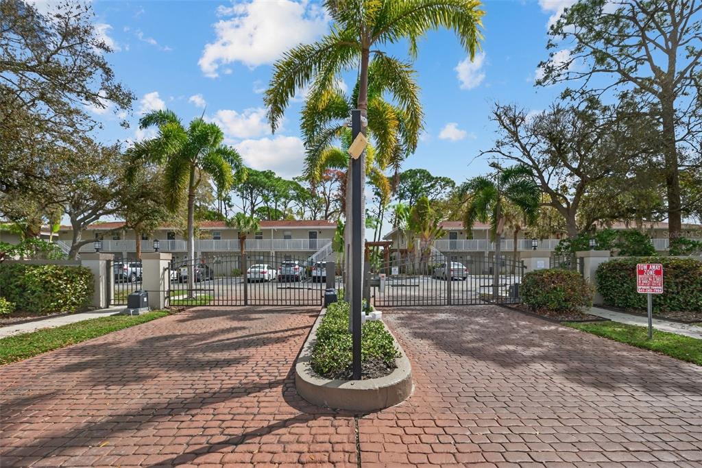 930 LA COSTA CIRCLE UNIT 2