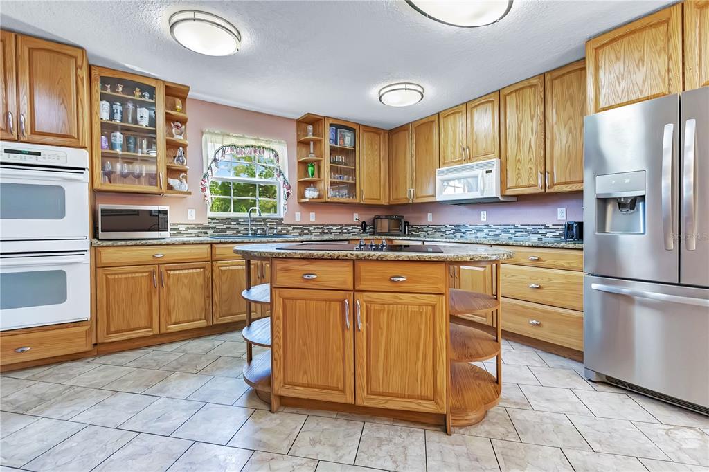 7228 EVERGREEN LOOP, POLK CITY, FL — photo 5 of 33
