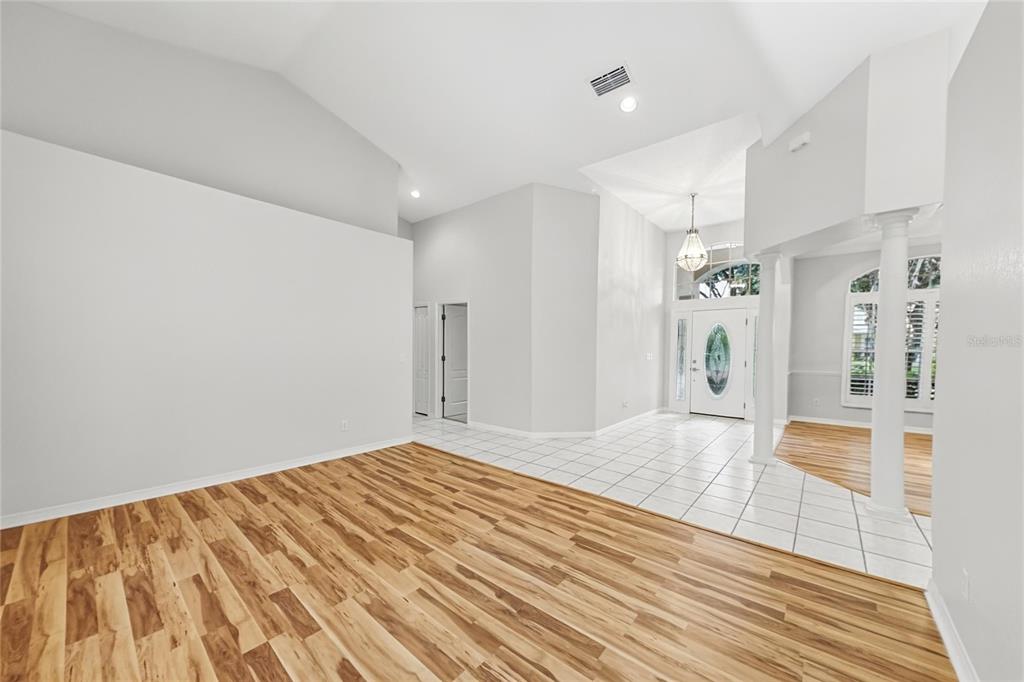 134 VARSITY CIRCLE, ALTAMONTE SPRINGS, FL — photo 2 of 24