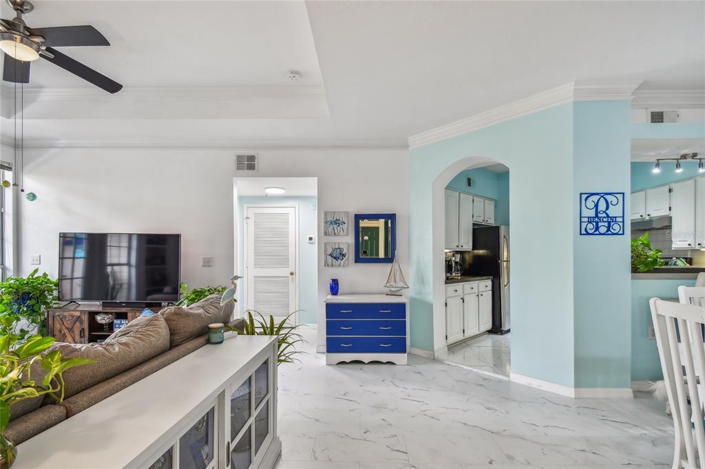 4304 BAY CLUB CIRCLE UNIT 4304, TAMPA, FL — photo 3 of 30