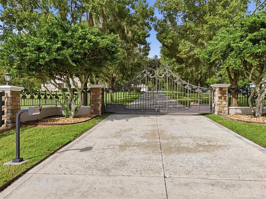 9180 SW 14TH AVENUE, OCALA, FL — photo 4 of 30